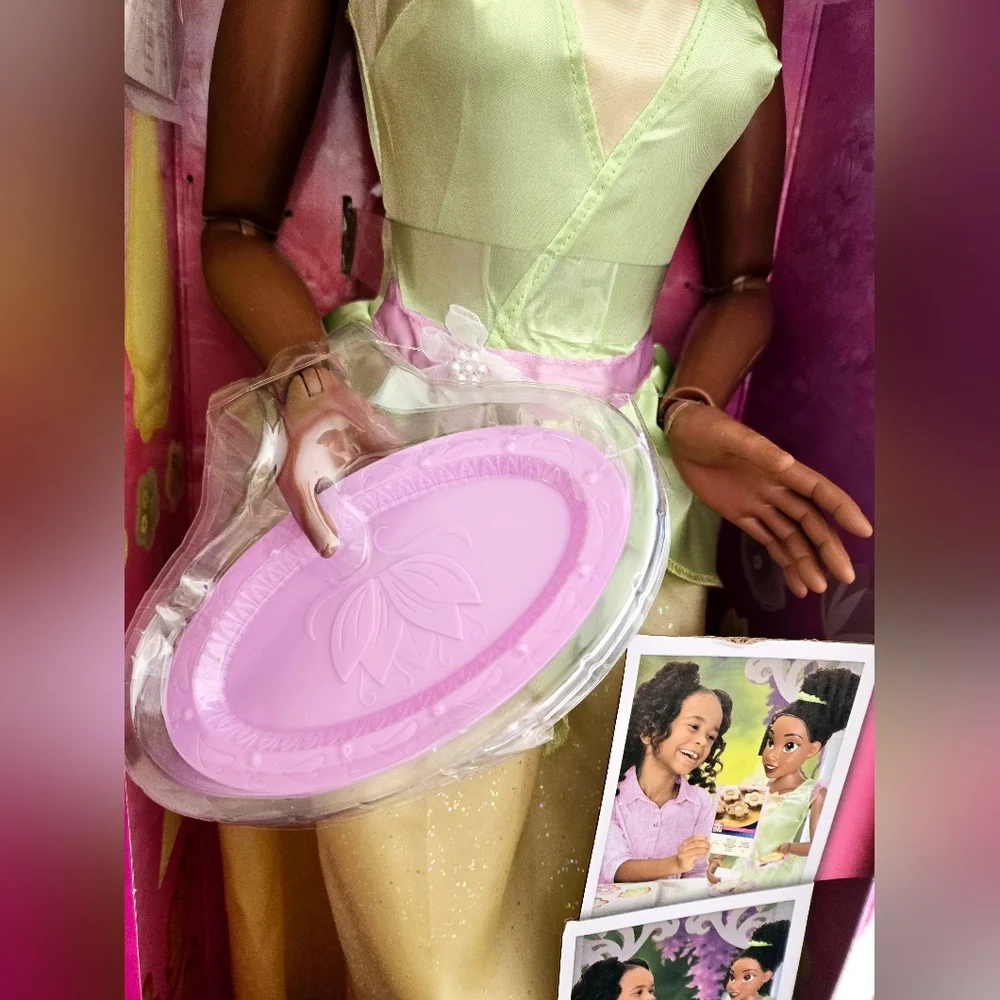 Disney Princess Playdate Tiana Doll 32” Tall & Poseable with Baking Accessories - Picture 11 of 12